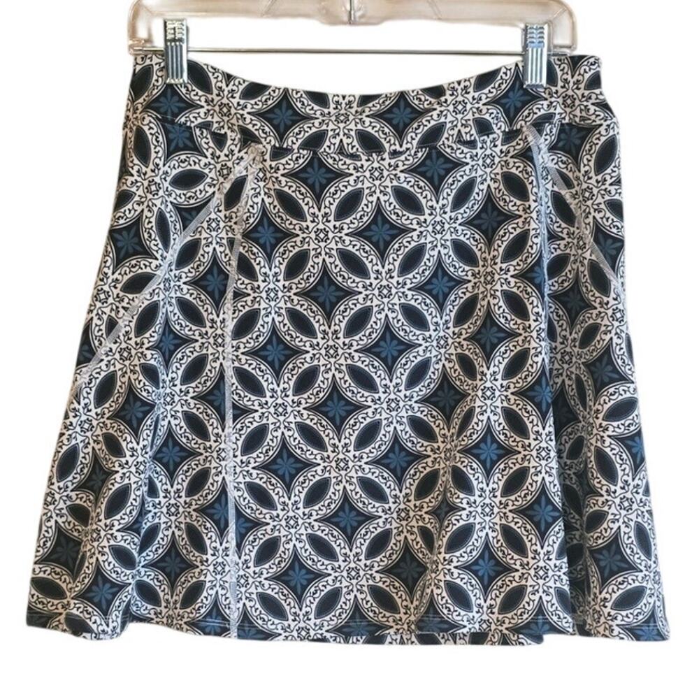 Title Nine knit patterned skirt size medium